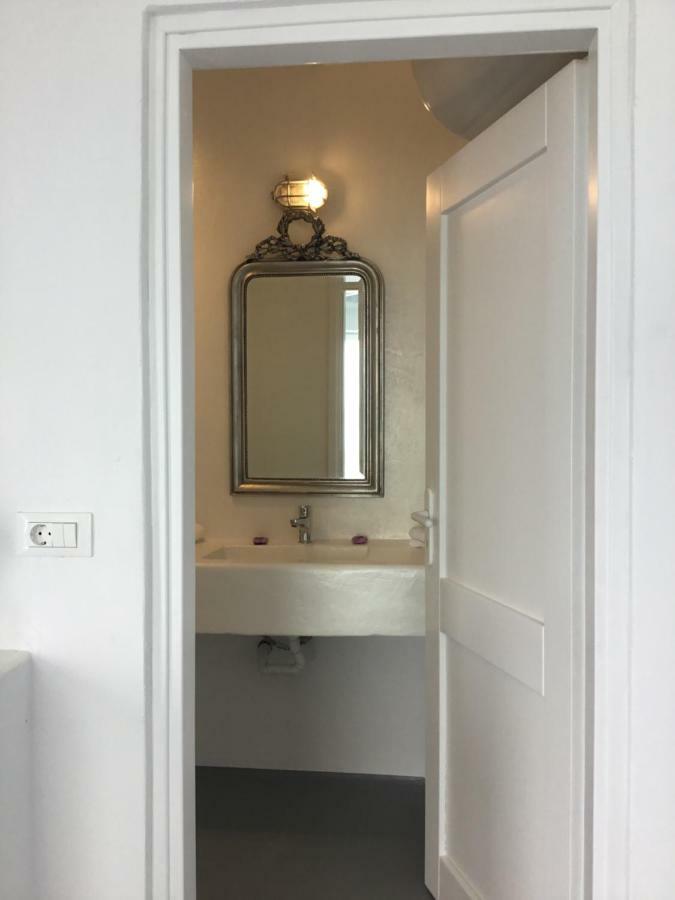 Guest house Poseidon Secret Blue Pools 3*